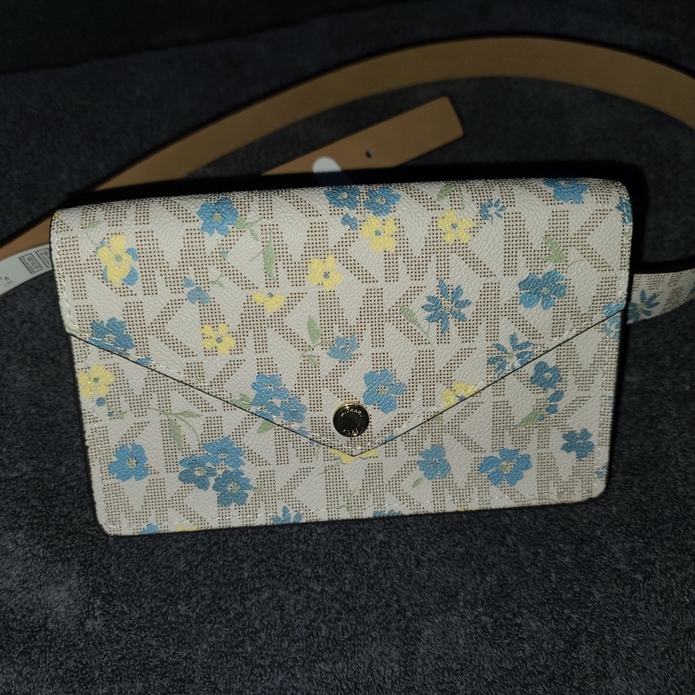 Michael Kors Belt